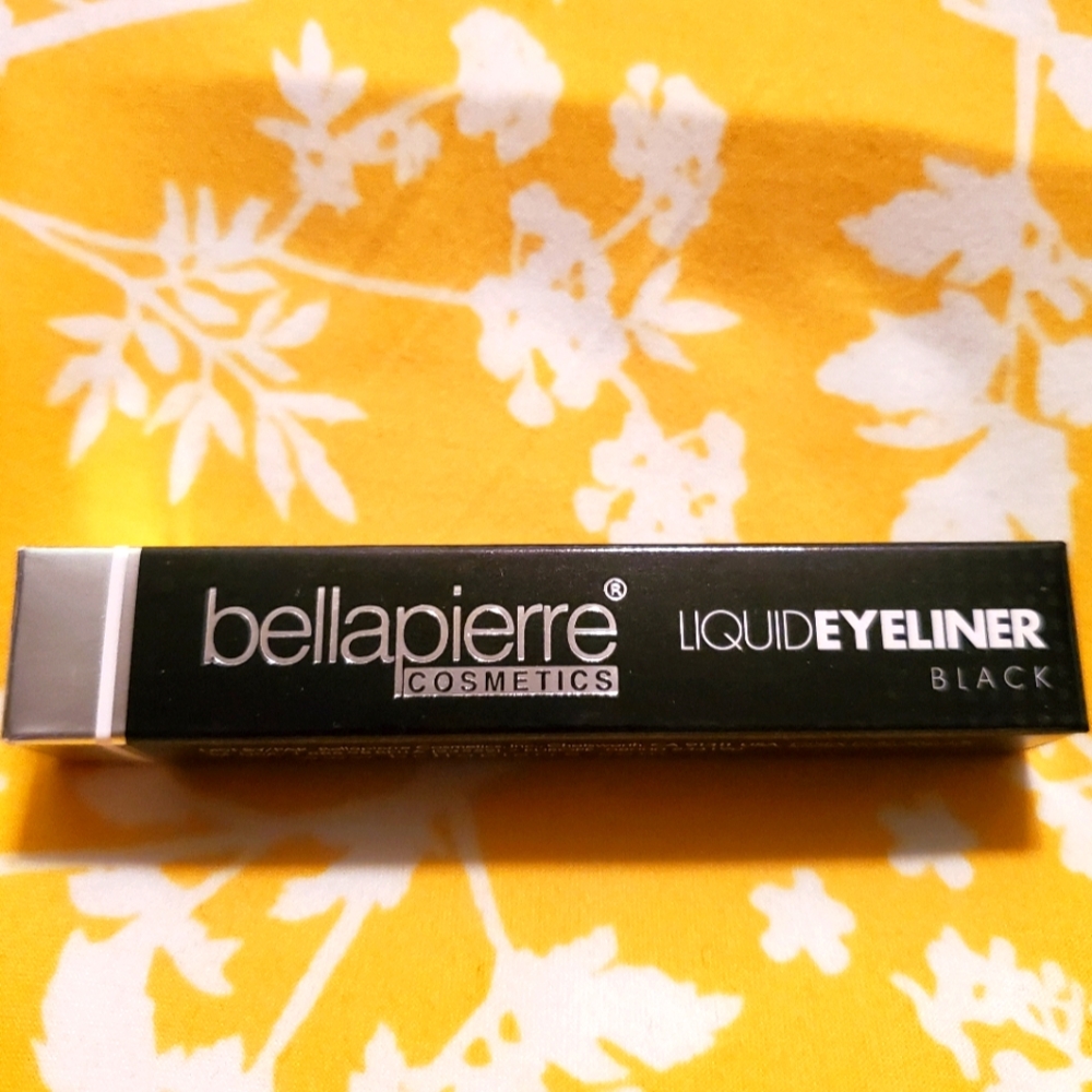 Bellapierre Black Liquid Eyeliner